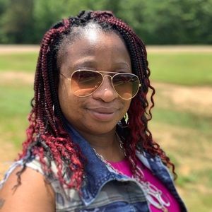 Meet your Posher, Rosaline